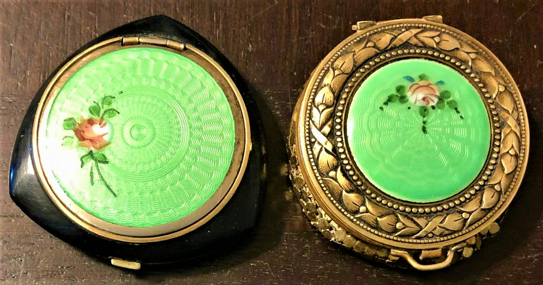 LOT 2 ART NOUVEAU / DECO GUILLOCHE ENAMELED COMPACTS: LOT 2 ART NOUVEAU / ART DECO FLORAL DECORATED GUILLOCHE ENAMELED COMPACTS