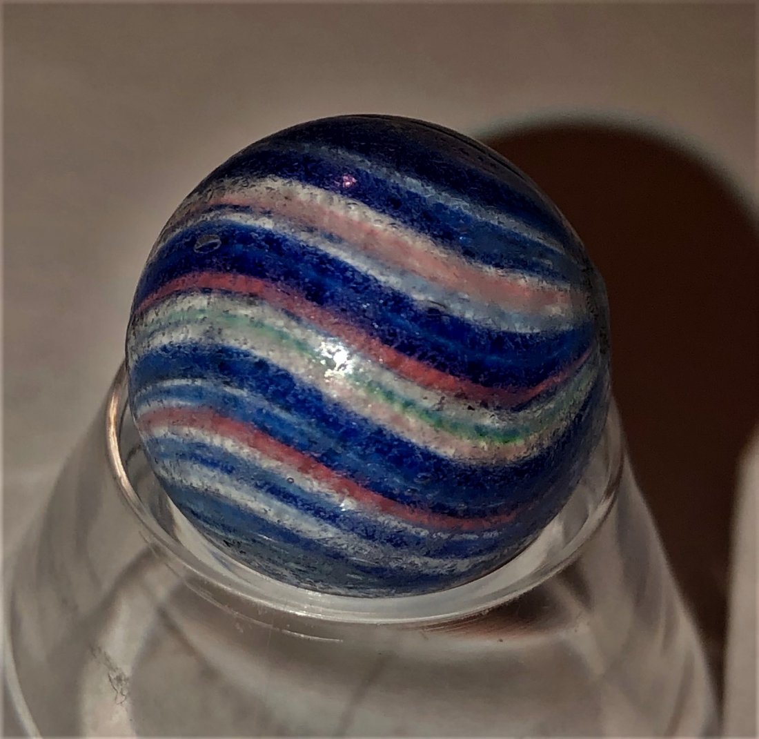5/8" ANTIQUE GERMAN END OF DAY ONIONSKIN MARBLE: 5/8" ANTIQUE GERMAN GREEN, WHITE, RED & BLUE END-OF-DAY ONIONSKIN MARBLE - GREAT CONDITION WITH MINOR SURFACE WEARâ€¦SEE PHOTOS
