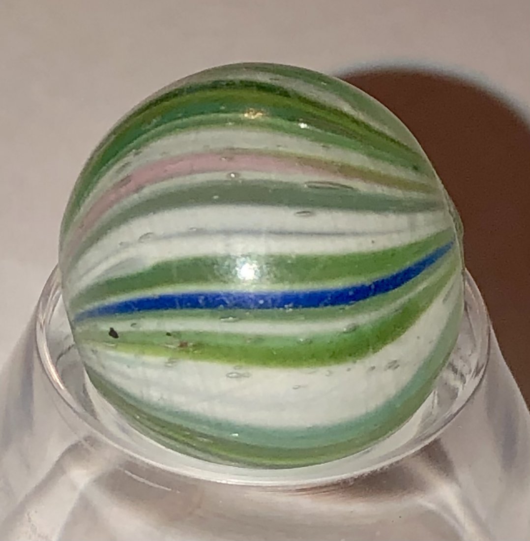 5/8" ANTIQUE GERMAN END OF DAY ONIONSKIN MARBLE: 5/8" ANTIQUE GERMAN BLUE, GREEN, RED & WHITE END-OF-DAY ONIONSKIN MARBLE - VERY GOOD CONDITIONâ€¦SEE PHOTOS