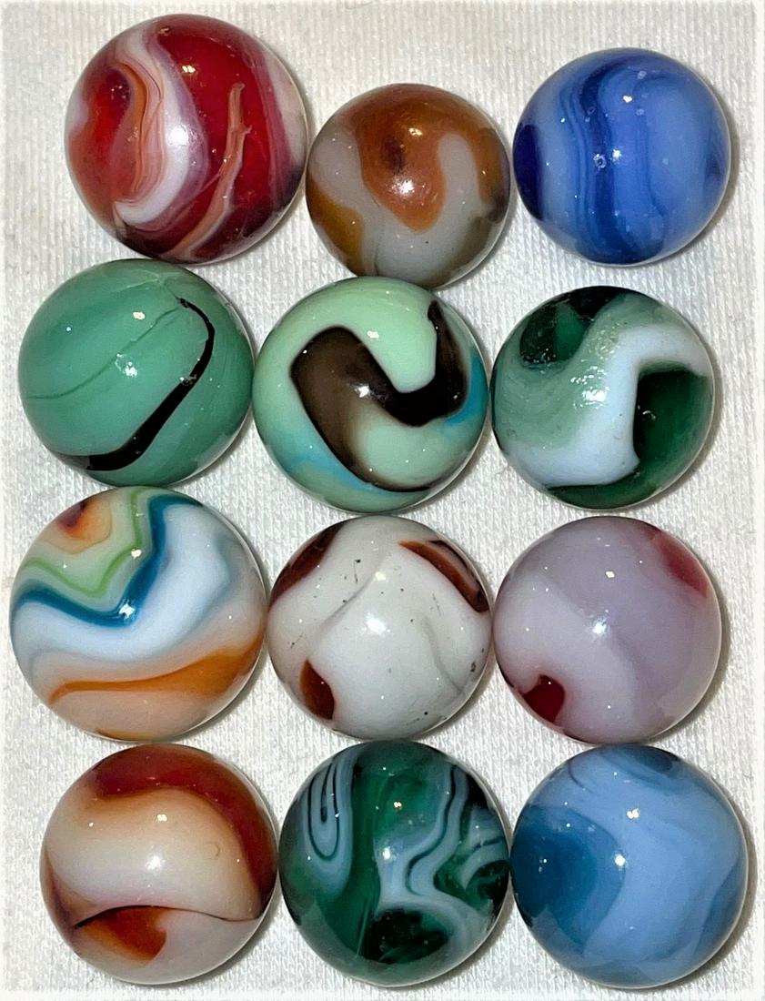 LOT 12 VINTAGE / ANTIQUE GLASS MARBLES: LOT 12 VINTAGE / ANTIQUE GLASS MARBLES - VARIOUS COLORS AND TYPES - AVENTURINE, AKRO AGATE, SLAG, ALLEY AGATE, CHRISTENSEN, PELTIER, ETC. - 1/2" - 19/32"