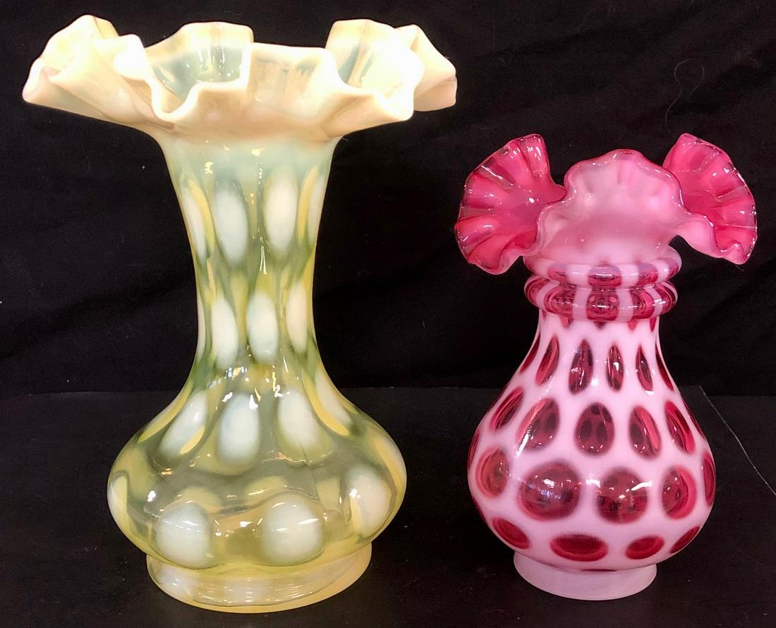 LOT 2 OPALESCENT COIN SPOT / DOT VASES (1 of 6)