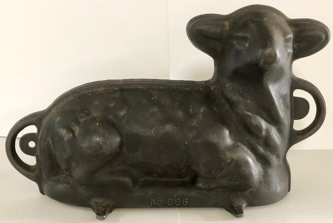 ORIGINAL GRISWOLD CAST IRON LAMP CAKE MOLD - NO. 866 (1 of 12)