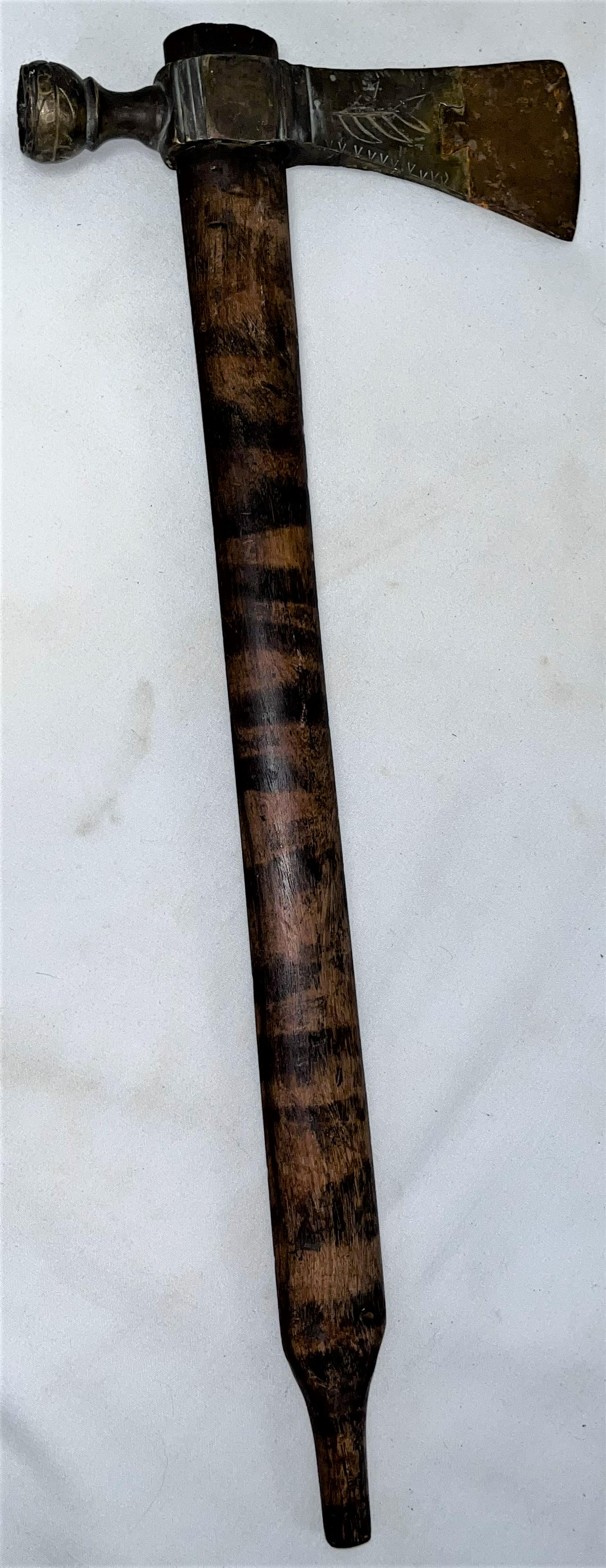 ANTIQUE NATIVE AMERICAN TOMAHAWK PIPE (1 of 11)