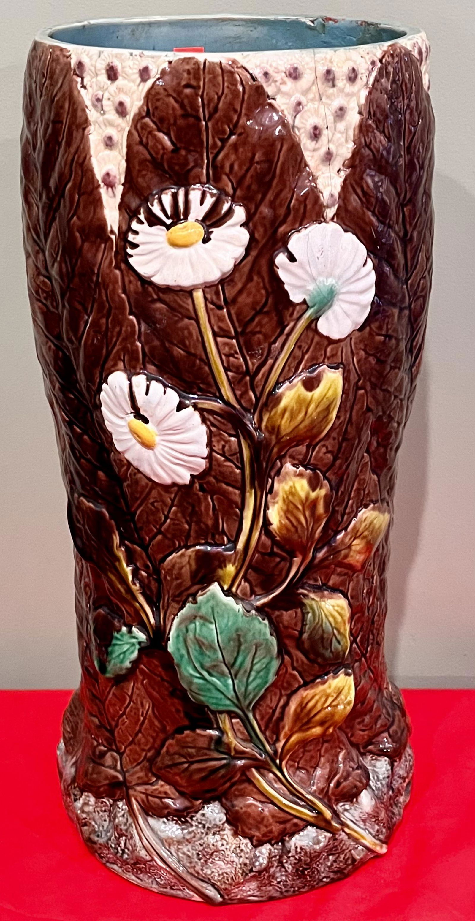 MAJOLICA HOLDCROFT FLORAL UMBRELLA STAND (1 of 8)