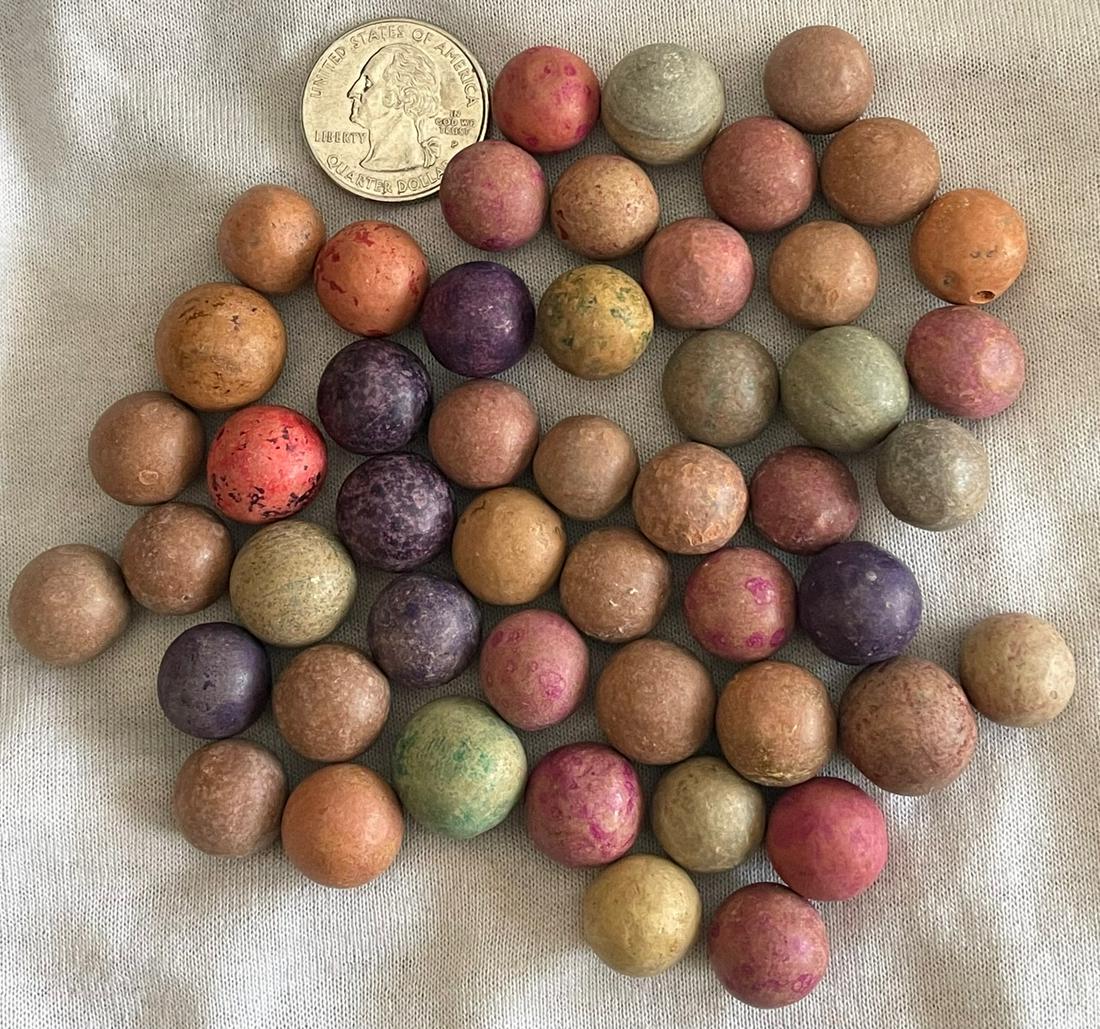 LOT 50 ANTIQUE CLAY MARBLES: LOT OF 50 ANTIQUE CLAY MARBLES - VARIOUS COLORS