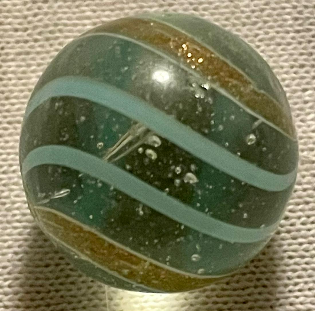 ANTIQUE LUTZ SWIRL GLASS MARBLE: ANTIQUE LUTZ SWIRL GLASS MARBLE