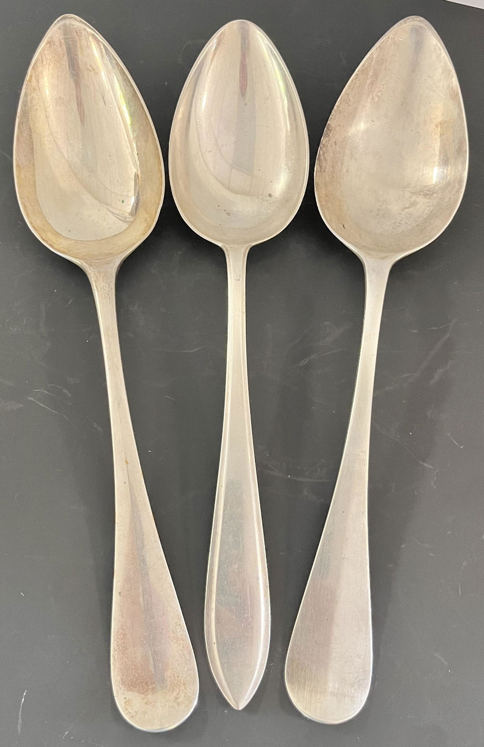 LOT 3 LARGE ENGLISH SILVER SERVING SPOONS (1 of 6)