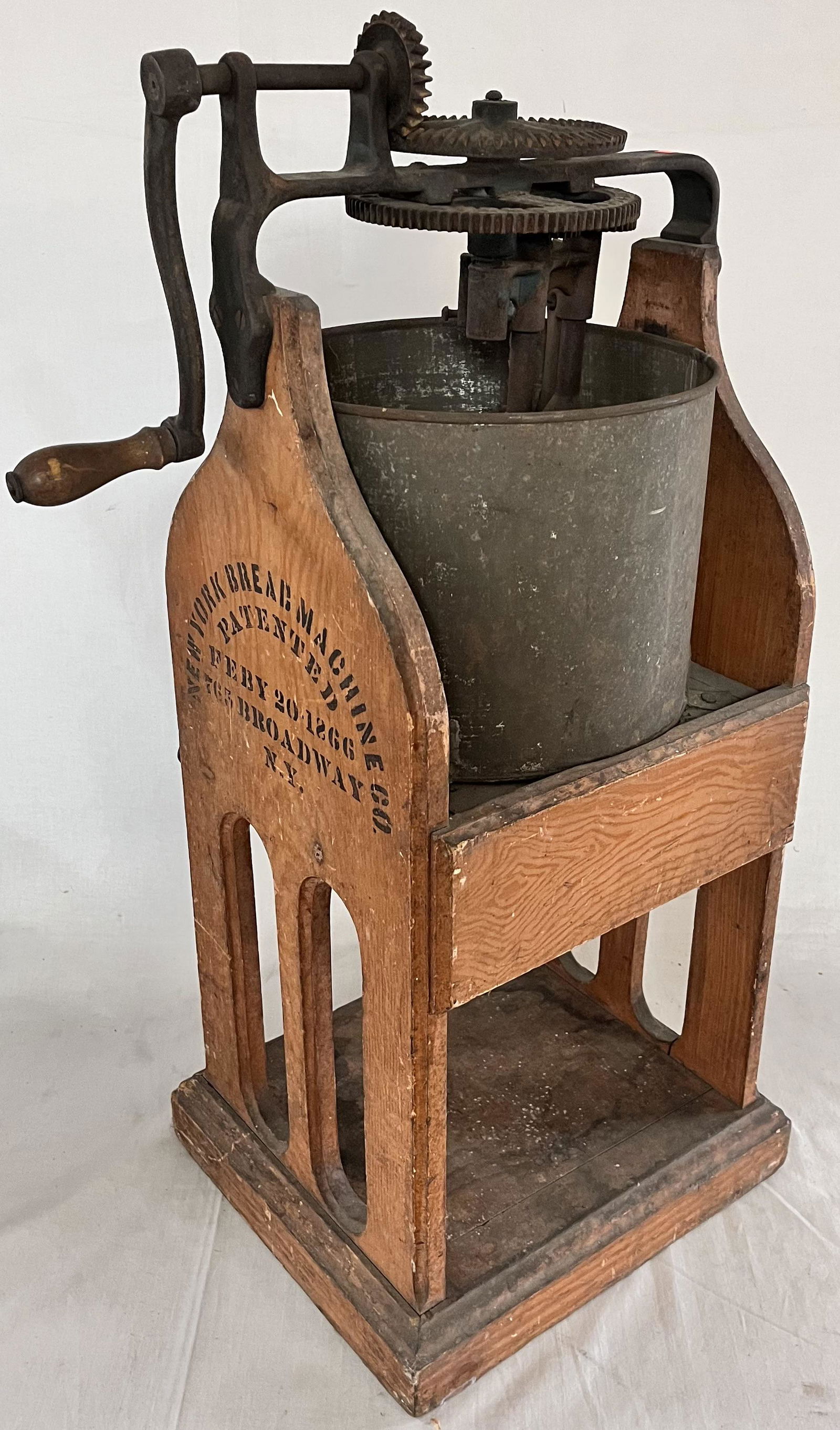 ANTIQUE NEW YORK BREAD MACHINE (1 of 8)