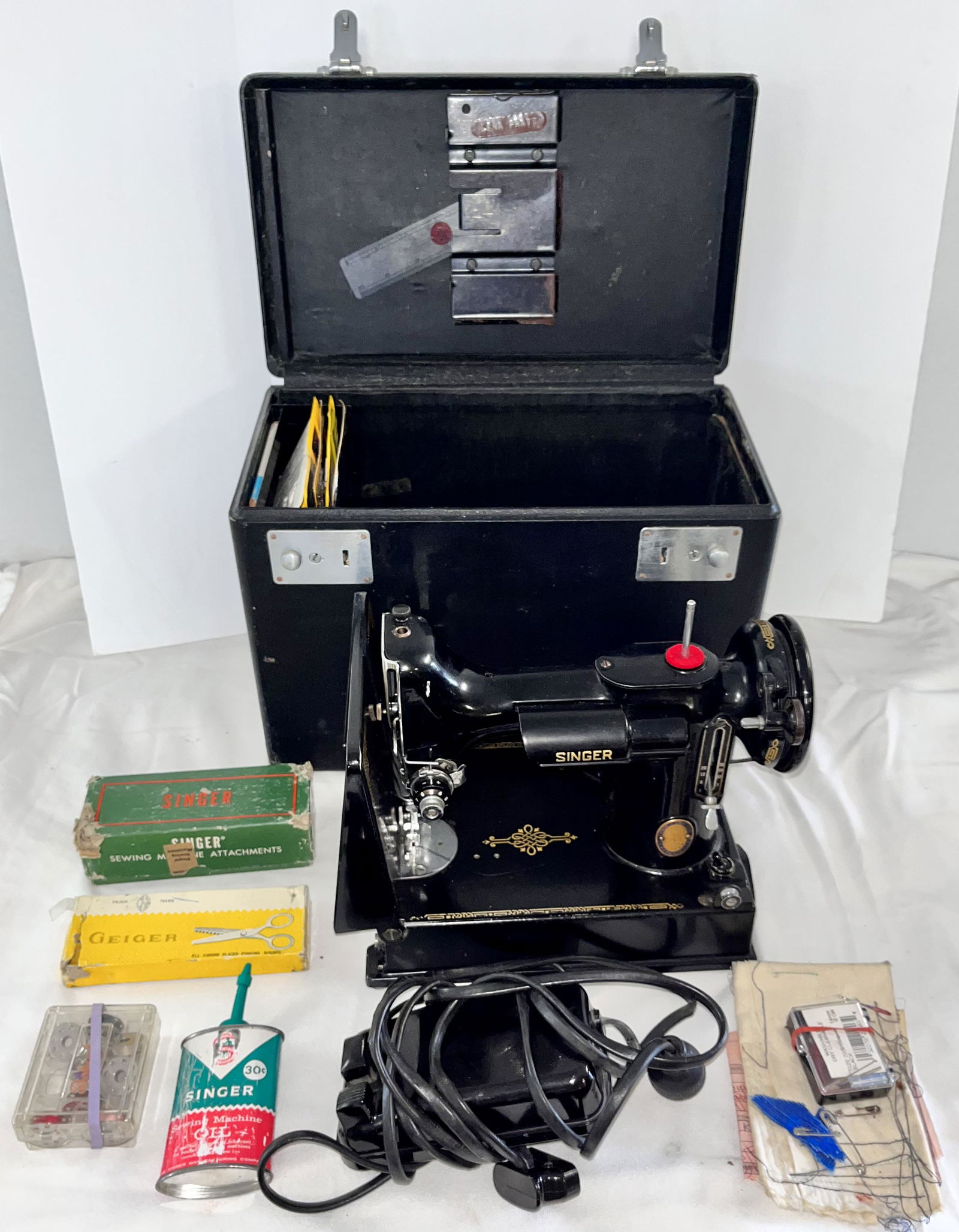 SINGER FEATHERWEIGHT SEWING MACHINE: SINGER #3-120 FEATHERWEIGHT SEWING MACHINE IN ORIGINAL CASE WITH PEDAL AND ATTACHMENTS - GOOD WORKING ORDER AT TIME OF PHOTOS