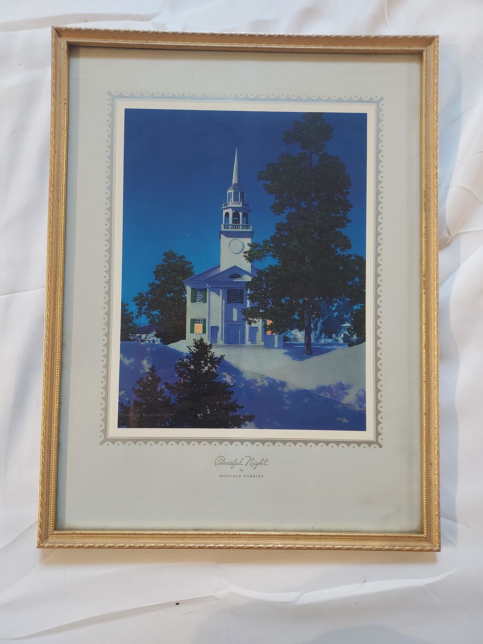 Maxfield Parrish Norwich: Maxfield Parrish Norwich 12 1/2 x 16 1/2 2lb 8oz Condition as pictured, unless otherwise noted. If you have any question please contact us.