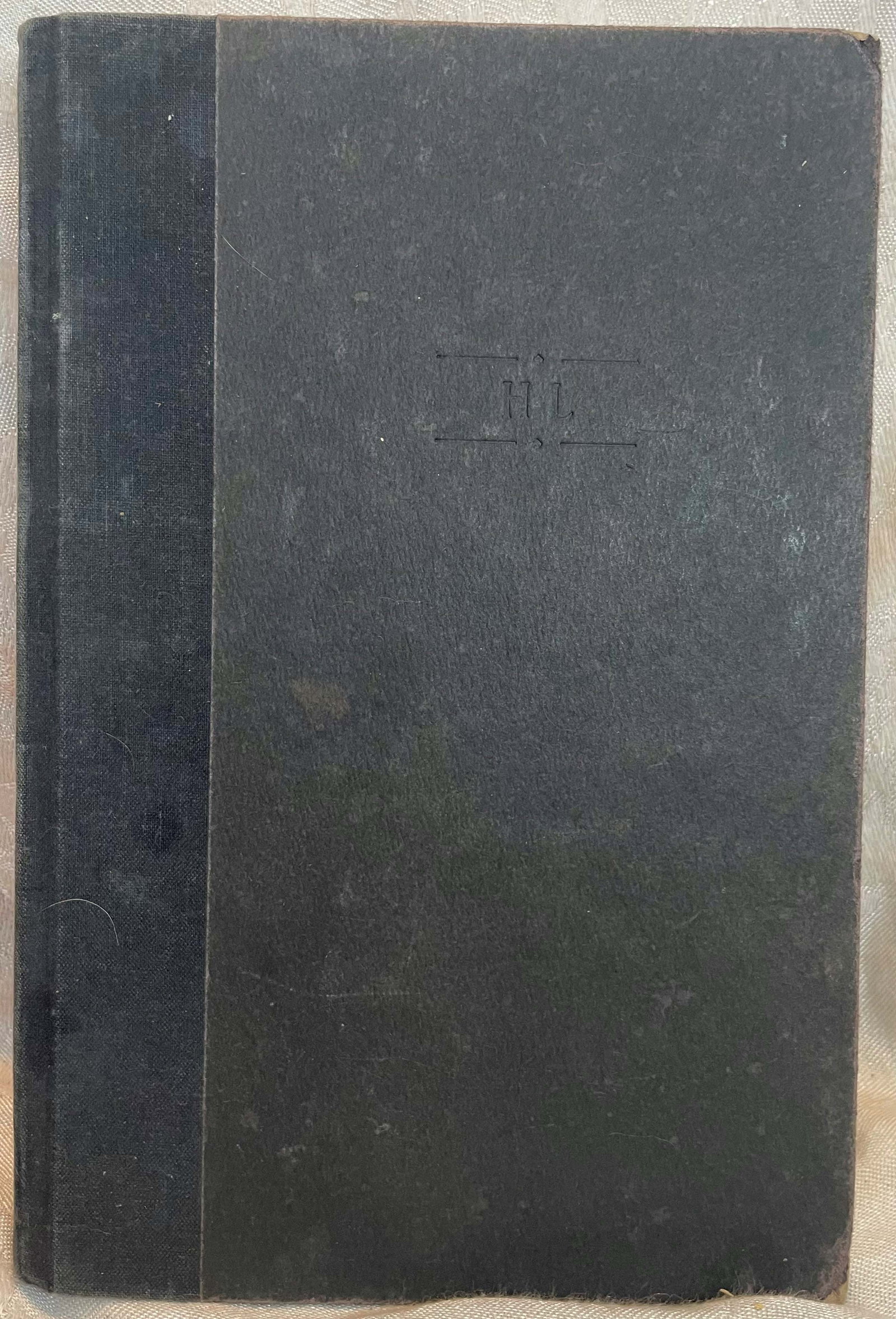 WHEN THE MIND HEARS, 1984, HARLAN LANE, SIGNED FIRST EDITION: WHEN THE MIND HEARS, 1984, HARLAN LANE, SIGNED FIRST EDITION, SIGNED by the author. History of the deaf. See images for damage. 567 pages + 1 page about the author.