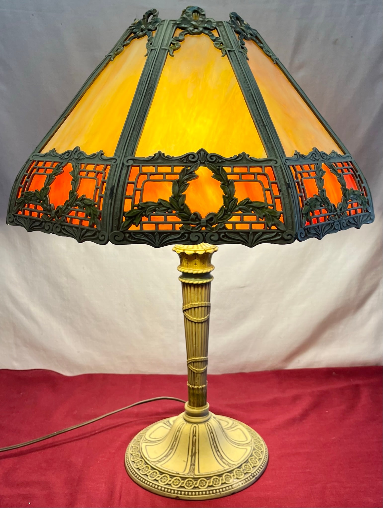 ART DECO CARAMEL & FLAME ORANGE SLAG GLASS PARLOR LAMP (1 of 13)