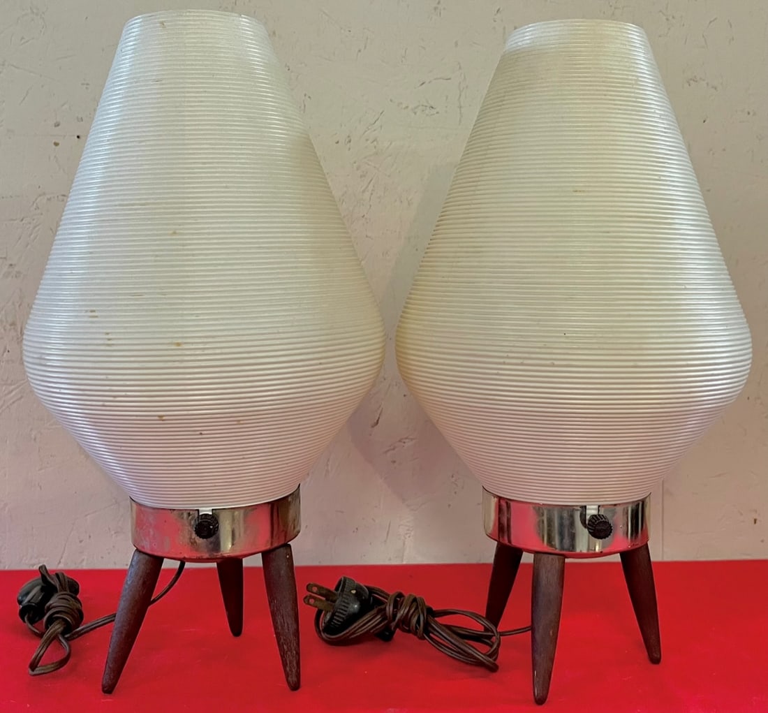 MCM - PR. MID CENTURY MODERN ATOMIC 'BEEHIVE' DESK LAMPS (1 of 10)