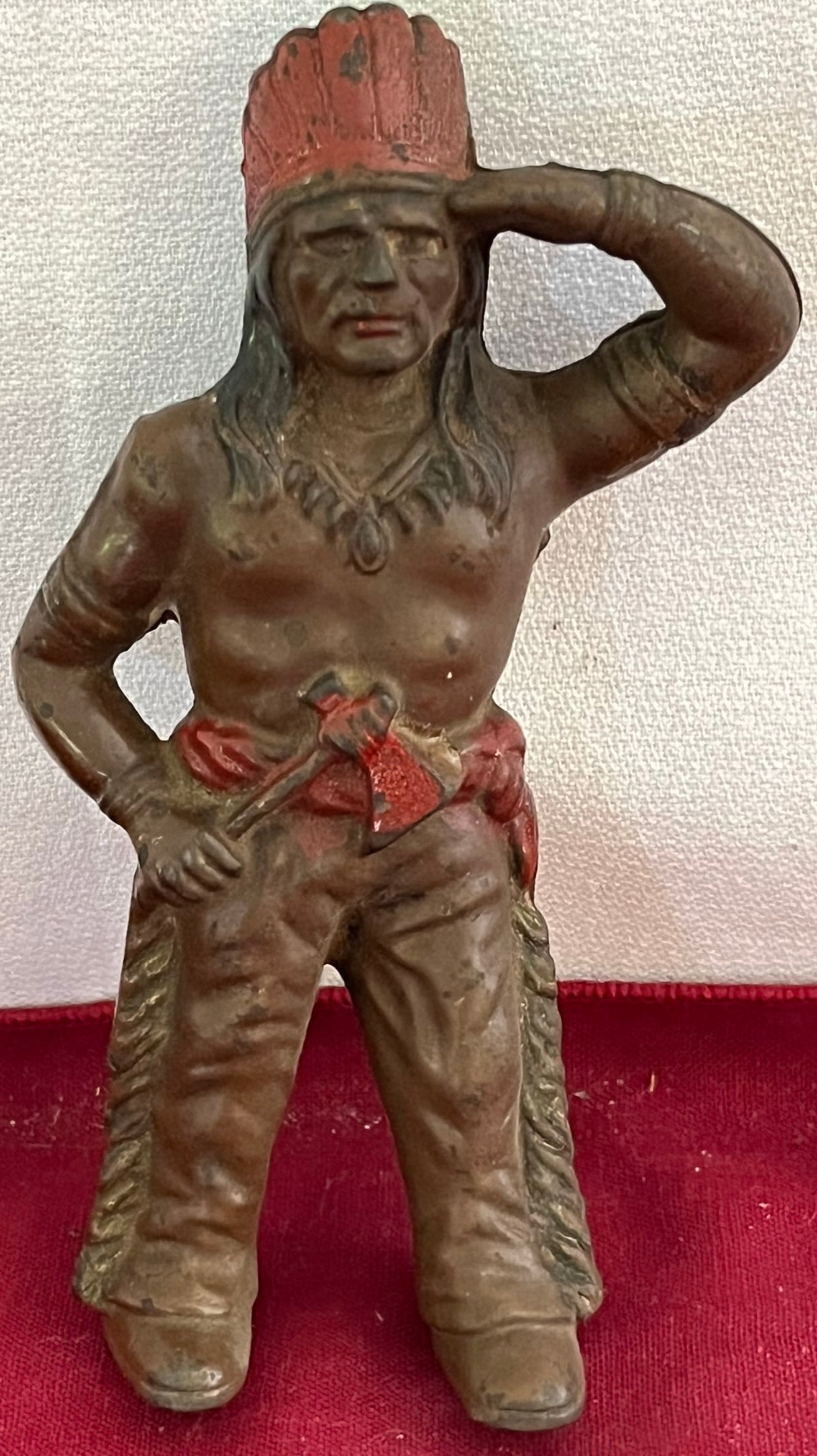 ORIGINAL FIGURAL CAST IRON INDIAN CHIEF STILL BANK (1 of 8)