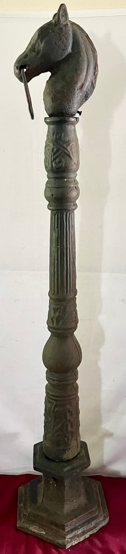 ANTIQUE CAST IRON HORSE HEAD HITCHING POST (1 of 9)