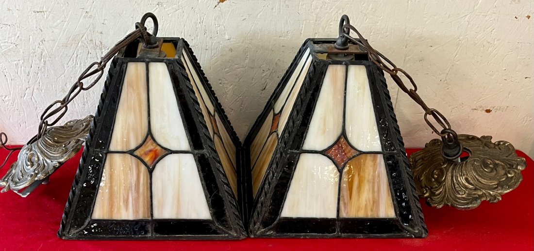 PAIR OF VINTAGE SLAG GLASS HANGING FIXTURES: PAIR OF VINTAGE SLAG GLASS HANGING FIXTURES, in good condition. PLEASE VIEW ALL PHOTOS PROVIDED FOR CONDITION.