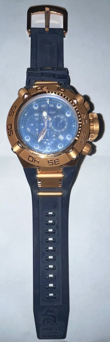 SWISS MADE INVICTA SUBAQUA CHRONOGRAPH DIVER'S WATCH - MODEL 11799 (1 of 9)