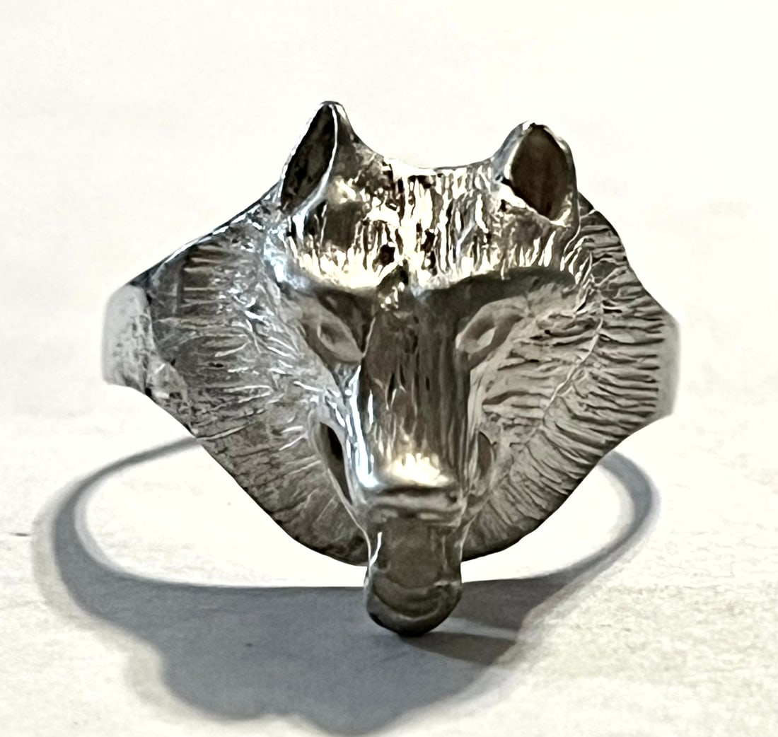 UNIQUE STERLING SILVER WOLF HEAD RING - 6.4 GRAMS (1 of 7)