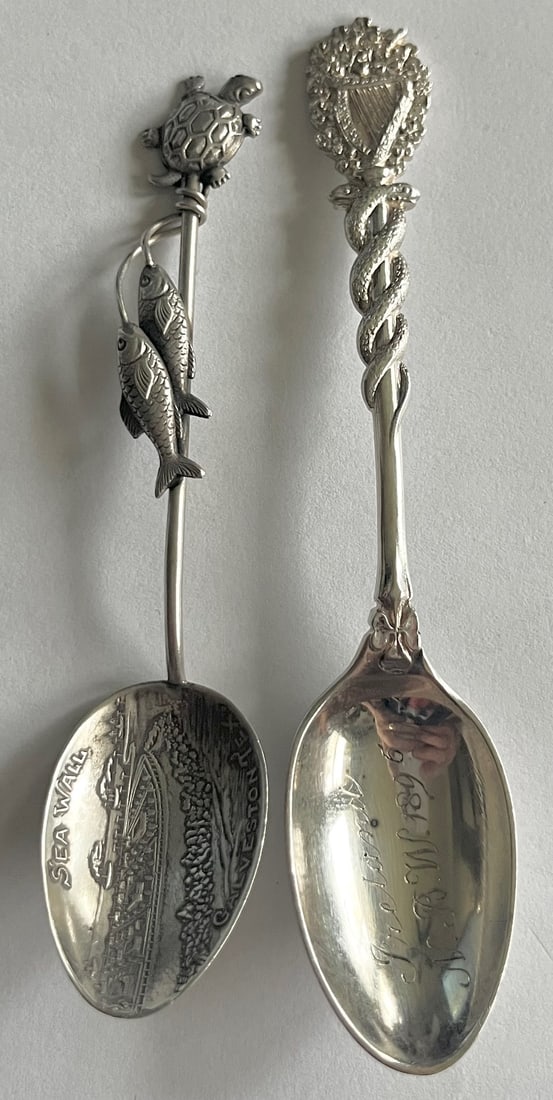 LOT 2 STERLING SILVER SOUNENIR SPOONS (1 of 10)