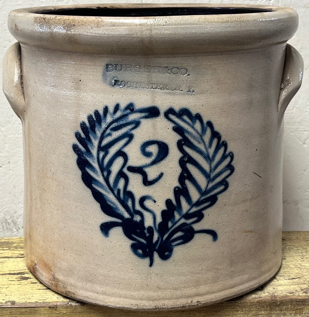 19TH C. BLUE DECORATED STONEWARE CROCK W/ 2 IN WREATH (1 of 10)