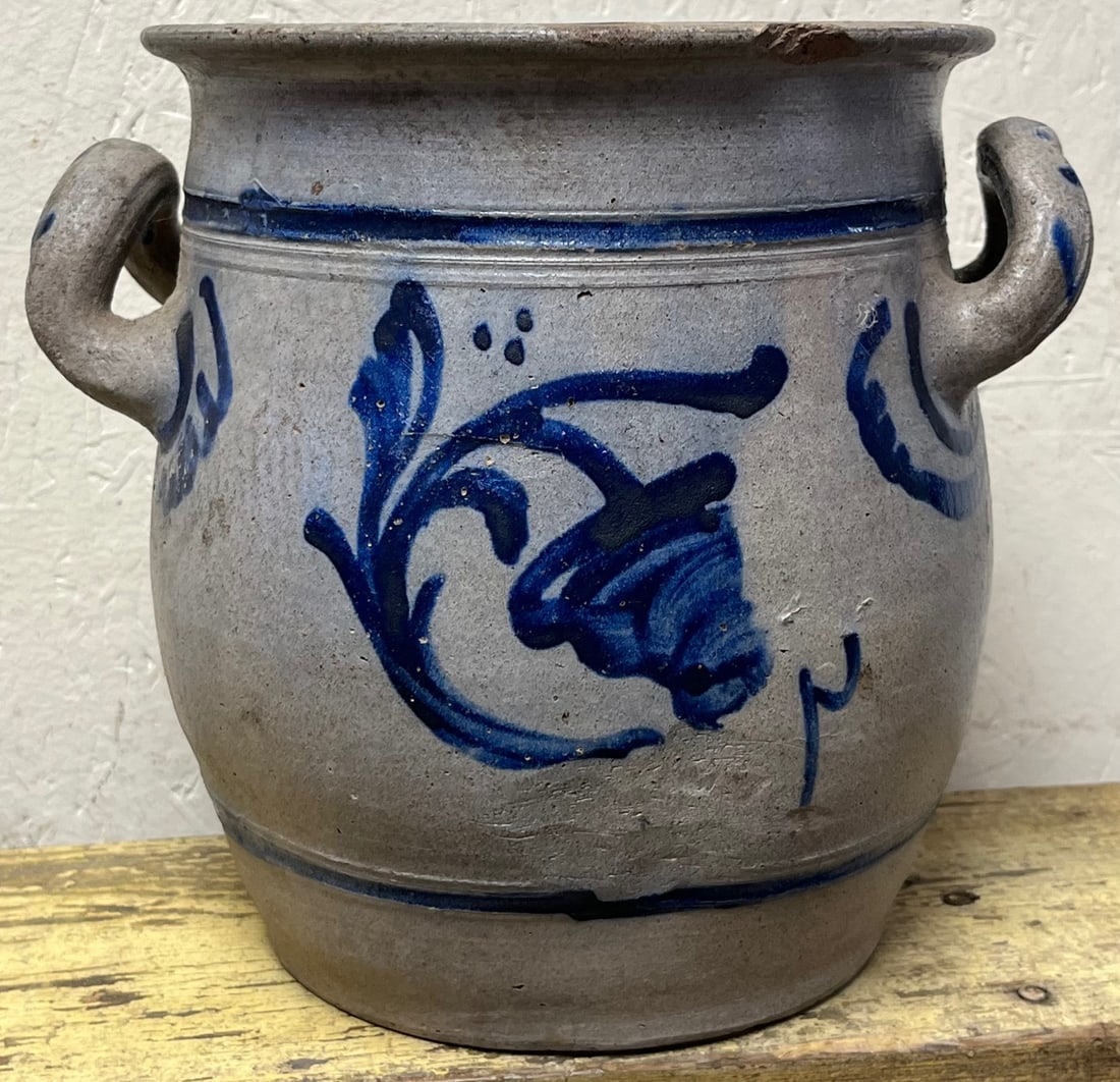 ANTIQUE GERMAN BLUE DECORATED STONEWARE JAR (1 of 8)