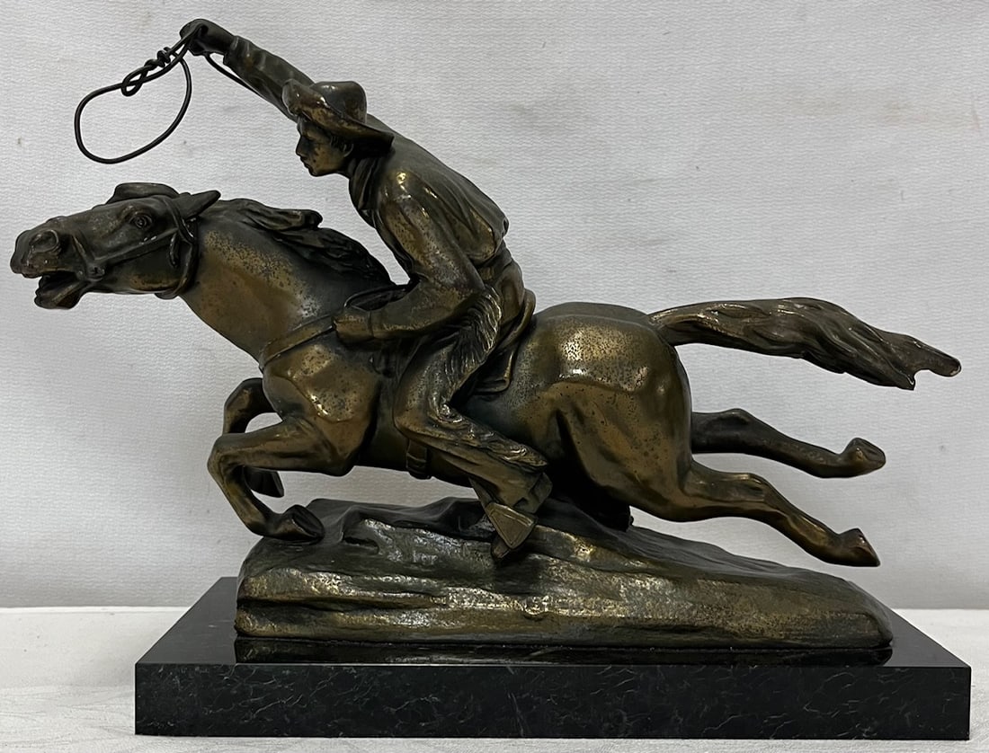 VINTAGE FIGURAL BRONZED WESTERN COWBOY AFTER FRIEDRICH GORNIK: VINTAGE FIGURAL BRONZED WESTERN COWBOY AFTER FRIEDRICH GORNIK MOUNTED ON MARBLE BASE - MEASURES APPROX. 13" LONG, 8 1/2"