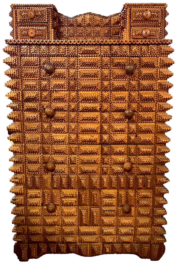 UNUSUAL TRAMP ART 4 DRAWER CHEST W/ TOP GLOVE DRAWERS (1 of 8)