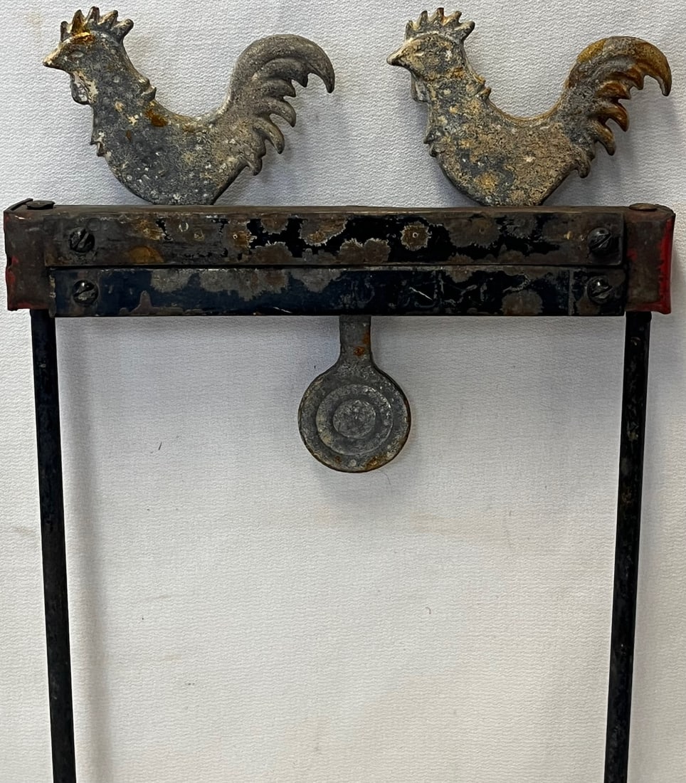 ANTIQUE CAST METAL DOUBLE ROOSTER CARNIVAL TARGET (1 of 7)