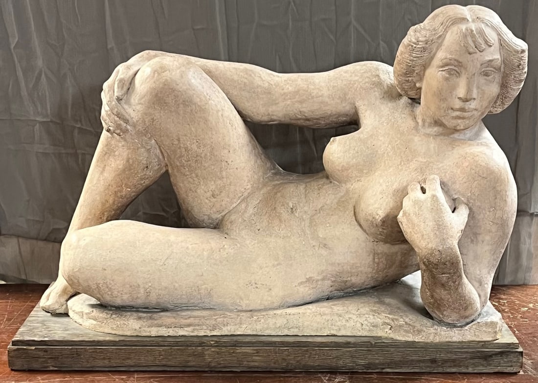 LG. CARVED STONE RECLINING NUDE FEMALE SCULPTURE "LILITH" BY MARIE CRAIG: THIS IS AN IMPORTANT CARVED TENNESSEE MARBLE RECLINING NUDE FEMALE SCULPTURE "LILITH" BY MARIE JACKSON CRAIG (AMERICAN, MEMPHIS TENNESSEE, 1906 - 1943) - DIMENSIONS: 28 1/2" wide, 20" high, 12" deep (