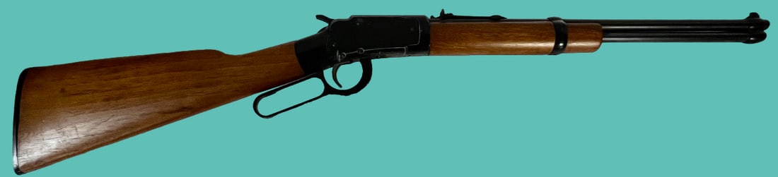 ITHACA MODEL 49 .22 SINGLE SHOT LEVER ACTION RIFLE: ITHACA MODEL 49 (M-49) .22 SINGLE SHOT LEVER ACTION RIFLE -" M-49 .22 CAL SHORT, LONG, LONG RIFLE / ITHACA GUN CO. , INC. ITHACA, N.Y. , U.S.A." THE RIFLE MEASURES APPROX. 34 1/2" LONG - TRANSFER PAPE