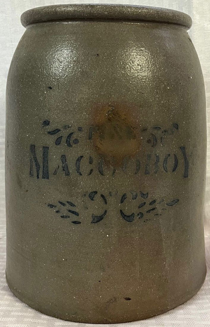 19TH C. BLUE DECORATED STONEWARE SNUFF JAR - STENCILED "MACCOBOY" (1 of 11)