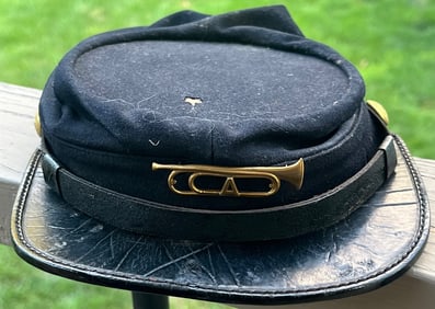 U.S. CIVIL WAR / INDIAN WARS PERIOD INFANTRY KEPI - 1870'S