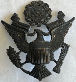 WWI ERA U.S. ARMY OFFICERS UNIFORM CAP BADGE