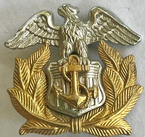 WWII U.S. MERCHANT MARINE INSIGNIA CAP BADGE