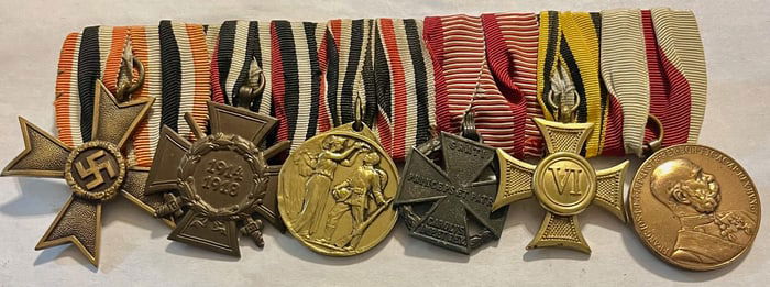 WWI / WWII ETC. MEDAL & RIBBON BAR WITH 6 MEDALS