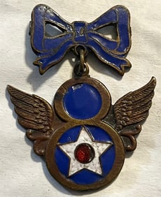 WWII ERA U.S. 8TH AIR FORCE BRONZE & ENAMEL SWEETHEART BROOCH