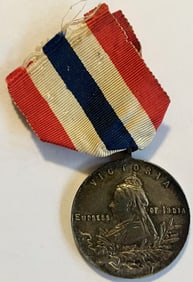 QUEEN VICTORIA DEATH MEMORIAL EMPRESS OF INDIA SILVER MEDAL