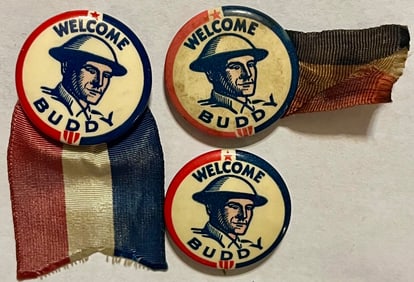 LOT OF 3 WWII "WELCOME BUDDY" PIN BACK BUTTONS