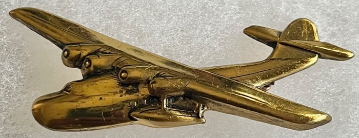 1930'S PAN AM "CLIPPER" GILT BRASS SEAPLANE AIRPLANE PIN