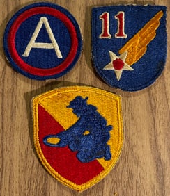 LOT OF 3 U.S. ARMY MILITARY PATCHES