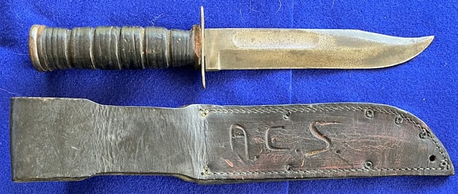 WWII ERA U.S. MILITARY COMBAT / FIGHTING KNIFE W/ SHEATH "U.S. UTICA CUT. CO."