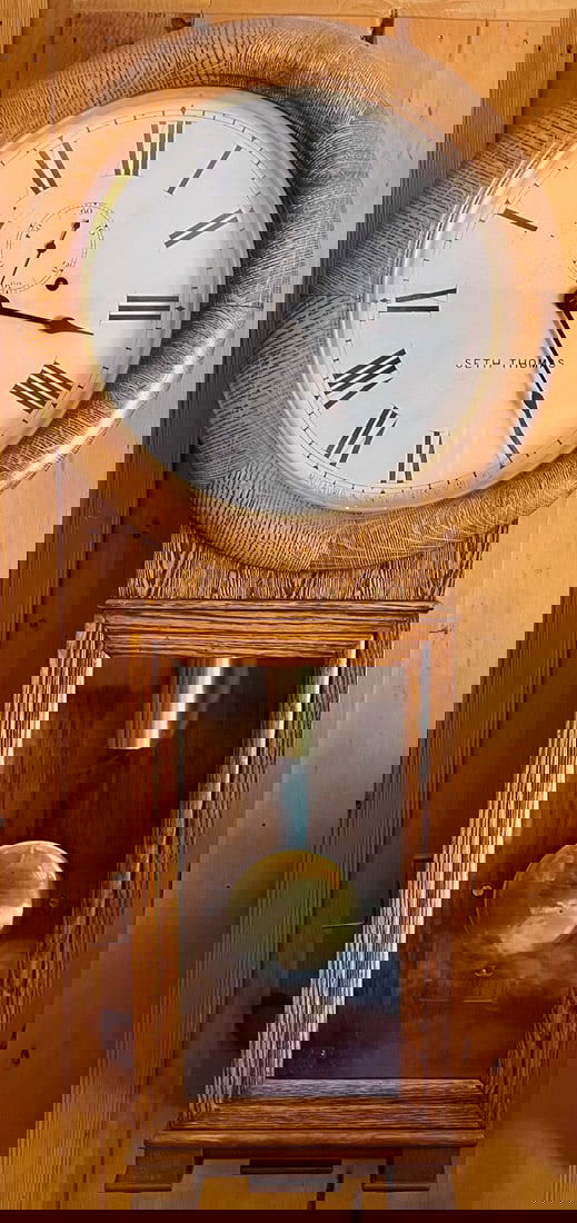 ANTIQUE OAK CASED SETH THOMAS NO. 2 REGULATOR WALL CLOCK (1 of 10)