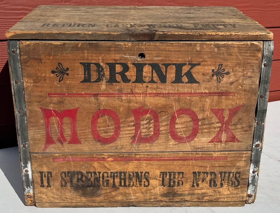 WOODEN "DRINK MODOX" ADVERTISING BOTTLE BOX WITH 11 EMBOSSED BOTTLES (1 of 20)