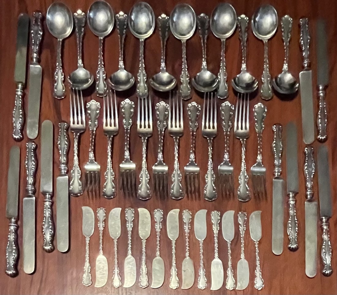 49 PC. STERLING SILVER FLATWARE SERVICE 43.22 TROY OZS (1 of 15)
