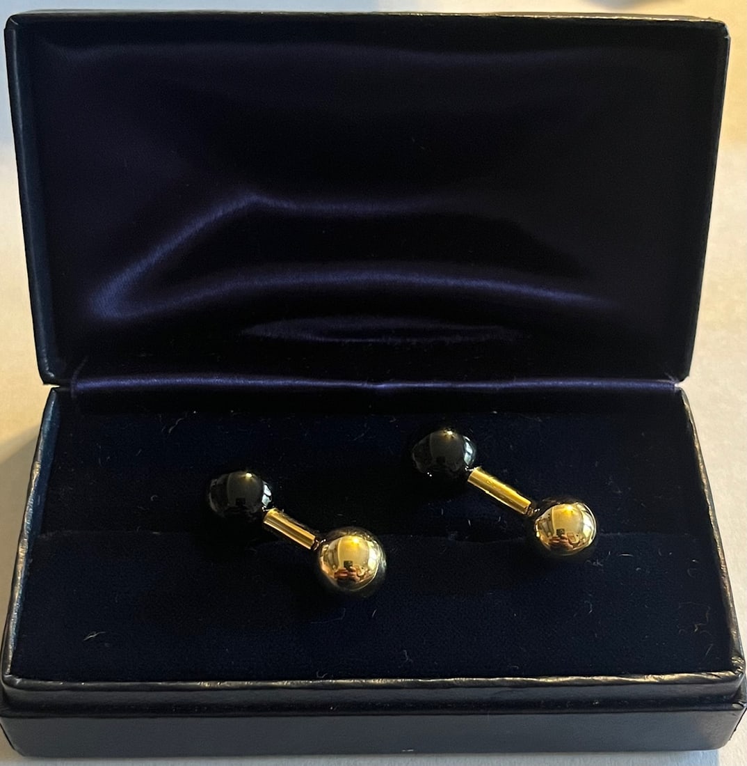 VINTAGE TIFFANY & CO. 14K YELLOW GOLD & BLACK ONYX CUFF LINKS - 7.02 GRAMS (1 of 8)