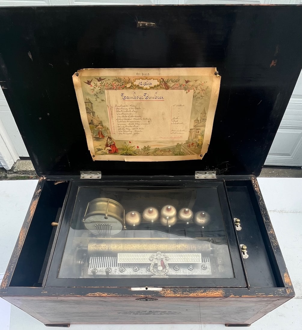 ANTIQUE SWISS 12 TUNE FULLL ORCHESTRAL CYLINDER MUSIC BOX: ANTIQUE SWISS 12 TUNE INLAID ROSEWOOD CASE FULL ORCHESTRAL CYLINDER MUSIC BOX WITH 6 BELLS AND DRUM - VERY GOOD OVERALL CONDITION AND IN GOOD WORKING ORDER - TIGHT SPRING, NO MISSING TEETH - MEASURES