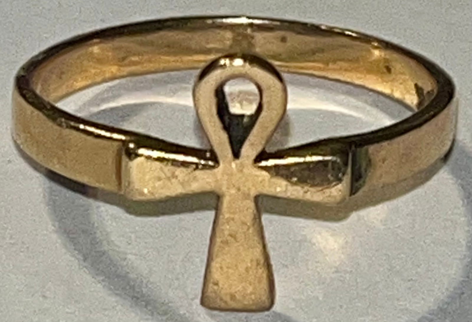 14K YELLOW GOLD EGYPTIAN ANKH AMULET RING - 1.78 GRAMS (1 of 6)