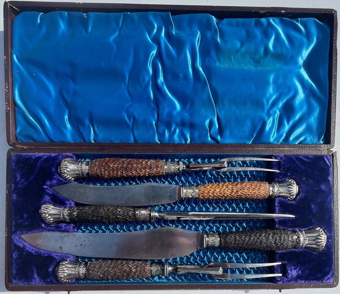 ANTIQUE 5 PC. STAG HANDLED CARVING SET IN ORIG. BOX (1 of 9)