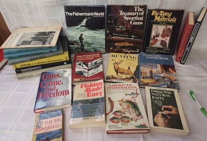 Lot of vintage hunting and fishing books, soft and hard covered