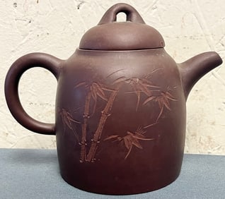 Chinese Asian Yixing Zisha Clay Teapot with Lid